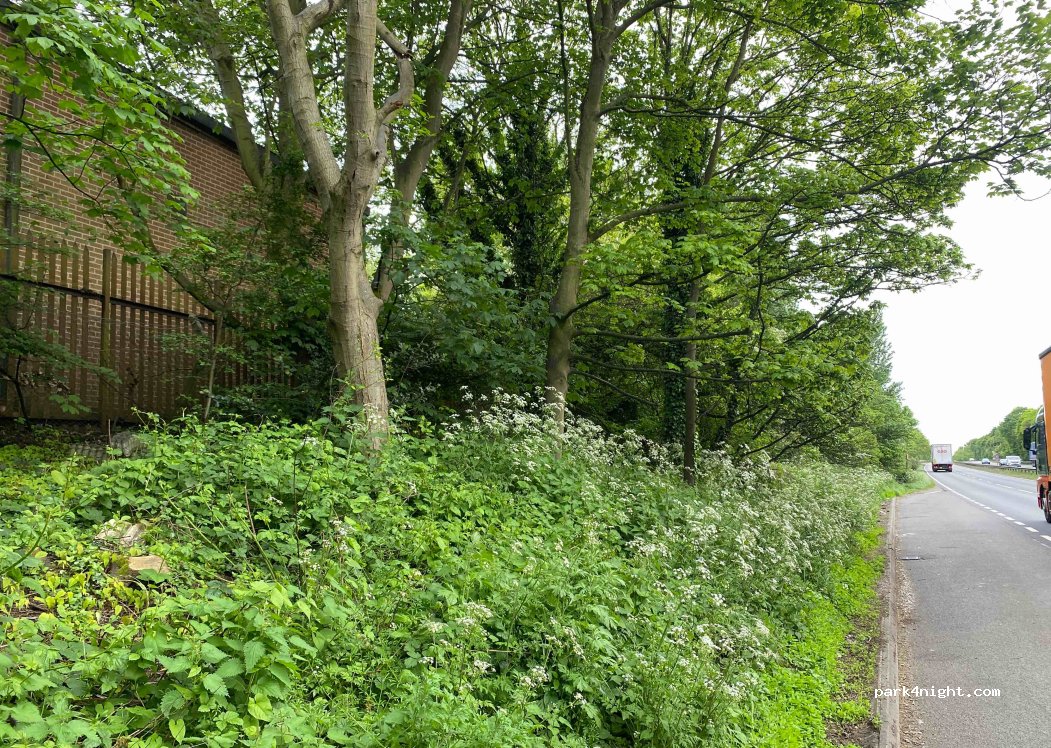 (DE13 0BN) Burton-on-Trent - 32 Hillfield Lane — foto