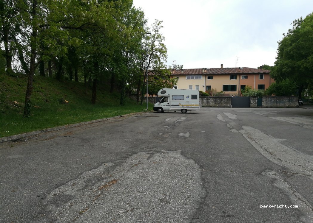 (37141) Verona - via Degli Oleandri — foto 4