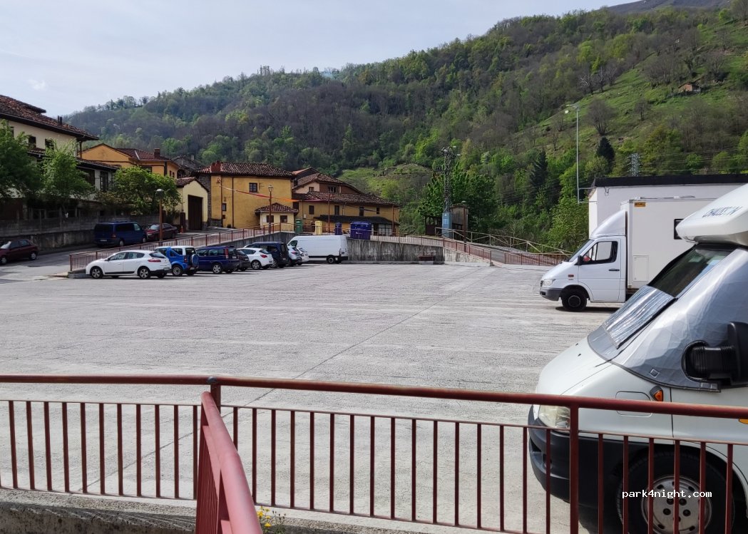(33117) Bárzana - 25 Poblado Barzana — foto 2