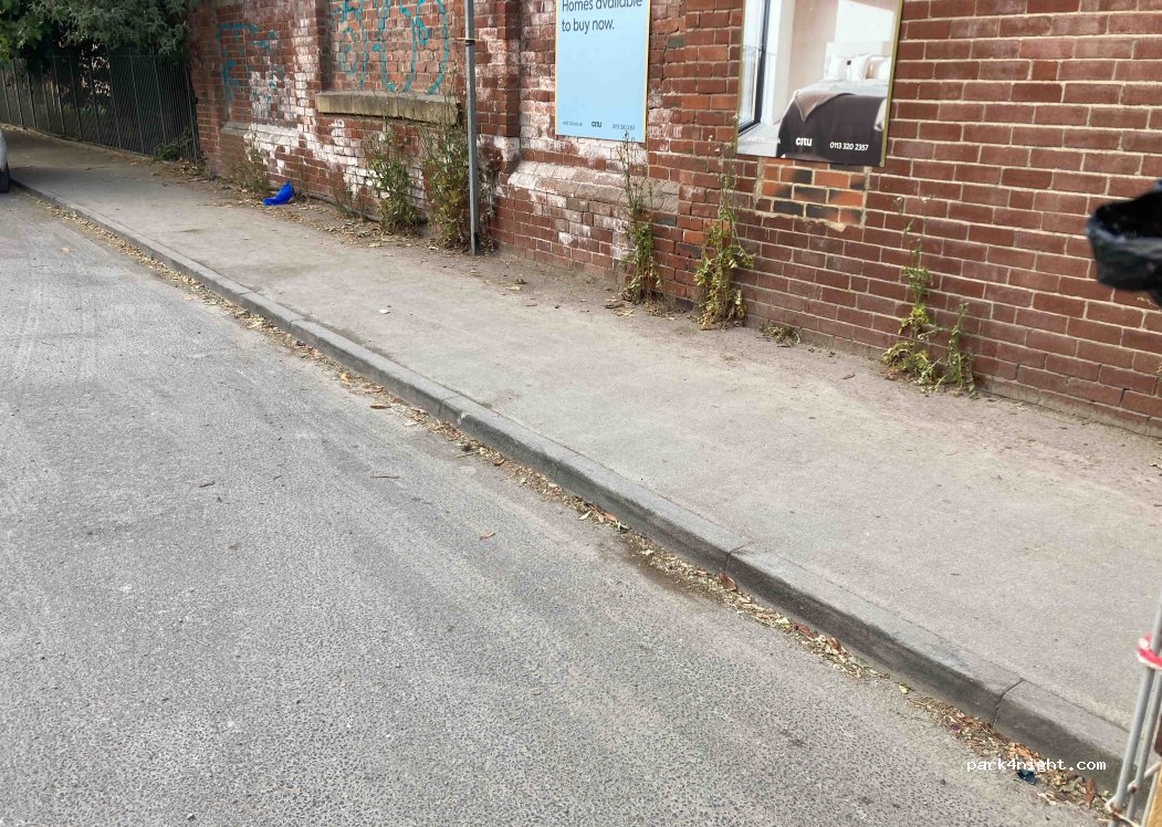 (LS10) Hunslet - 5 Clarence Road — foto 3