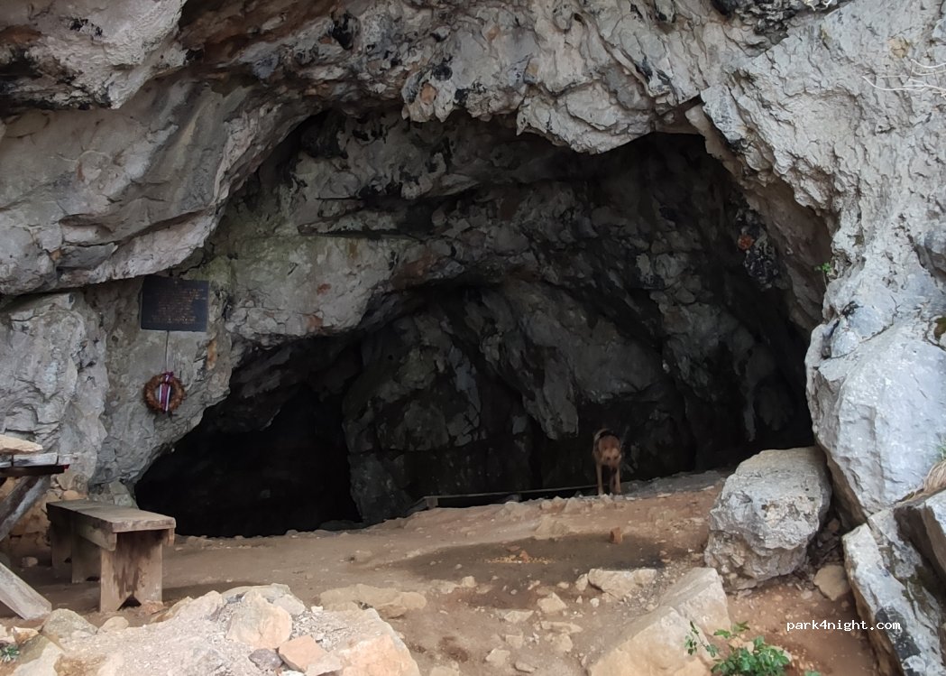 (1337) Kočevska Reka - — foto 2
