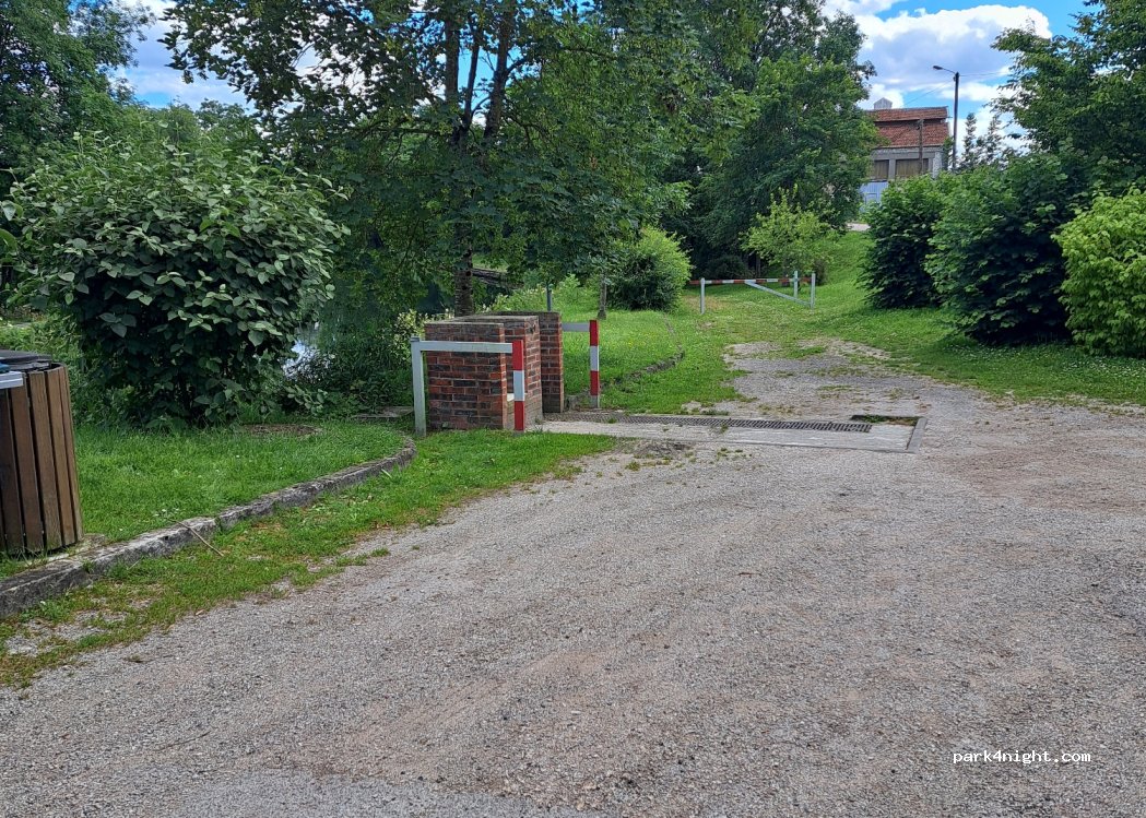 (52300) Donjeux - Route de Doulaincourt — foto 3