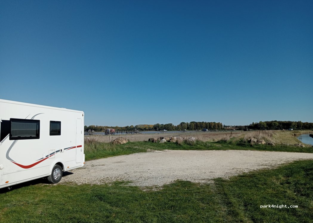 (17780) Saint-Nazaire-sur-Charente - Unnamed Road — foto 5