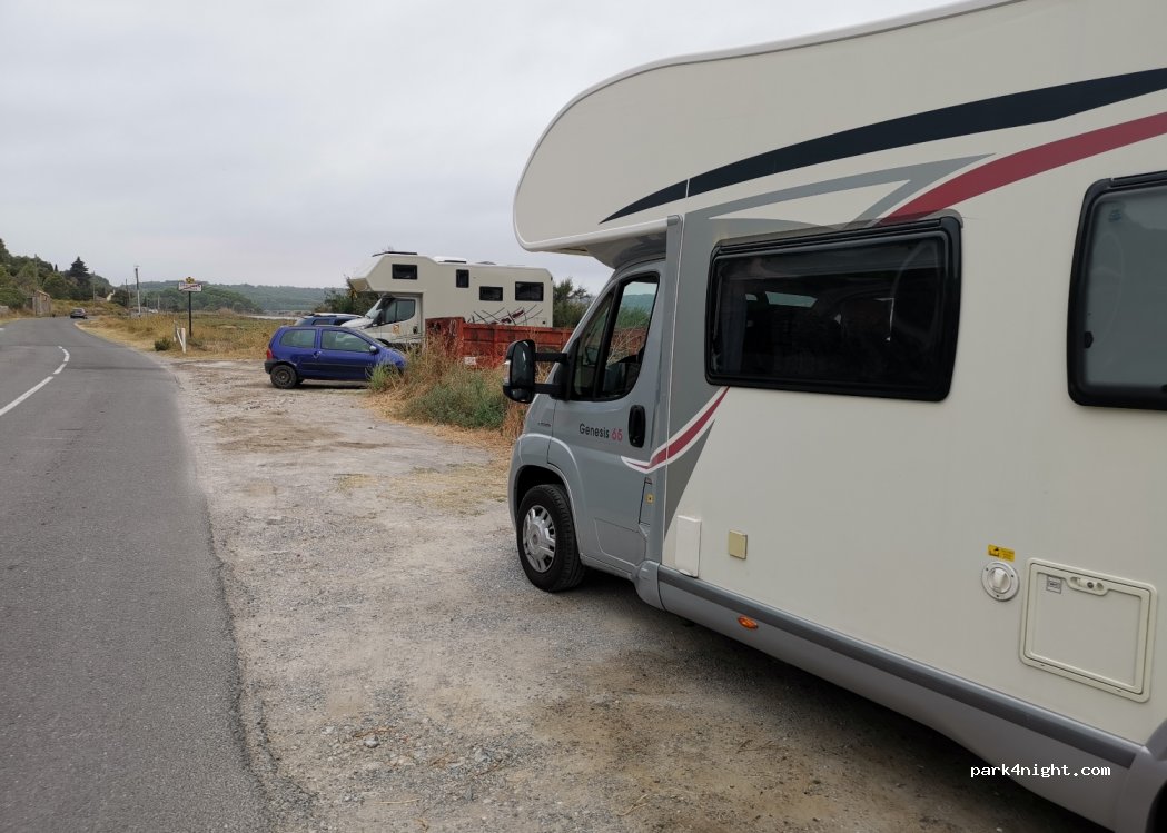 (11430) Gruissan - 4 La Fontaine — foto