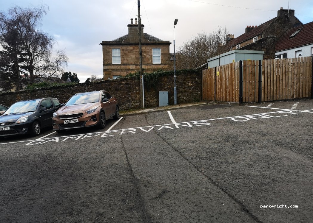 (KY15 4DB) Cupar - 20 Castlefield — foto
