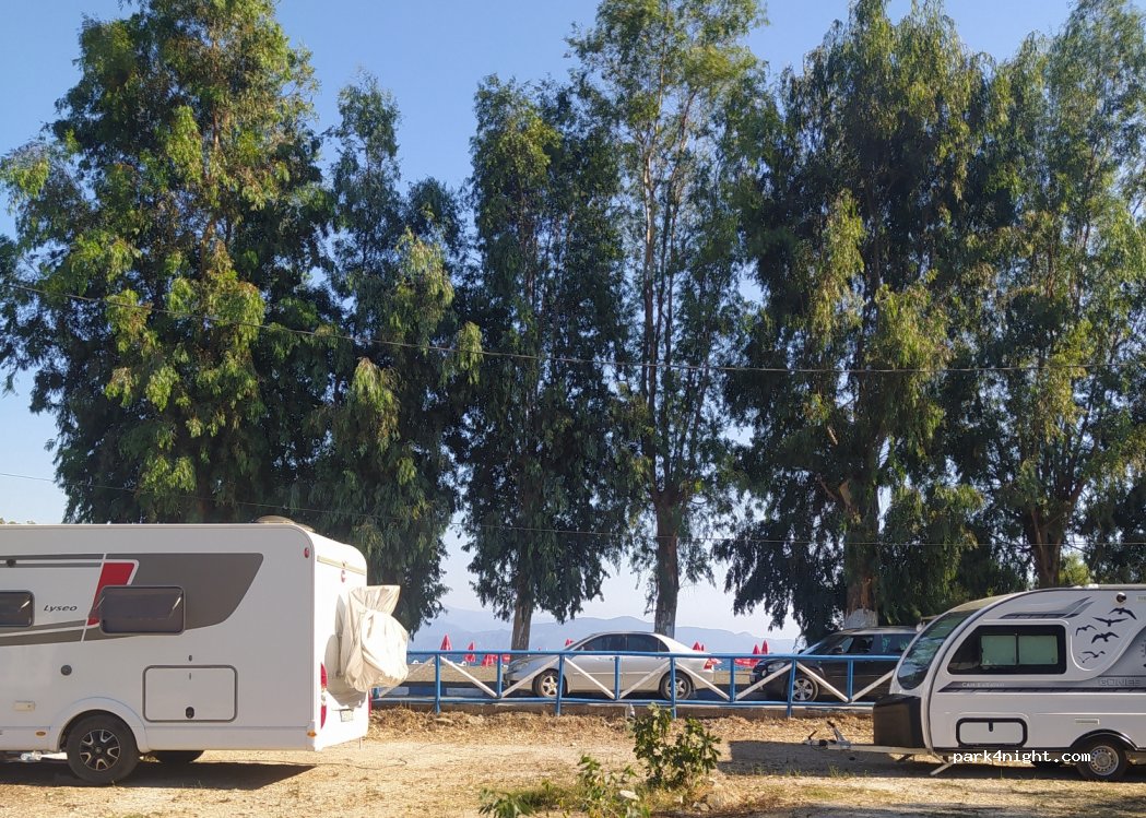 ÇAYLI CAMPİNG — foto 3