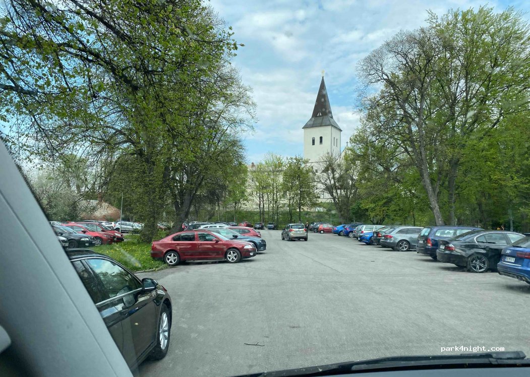 (733 01) Karviná - 1943 park Boženy Němcové — foto 3