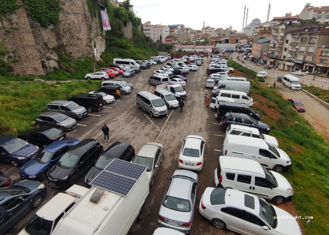 (61030) Trabzon - 54 Çizmecioğlu Sokak — foto 2