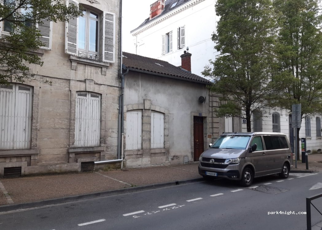 (24000) Périgueux - 21 Rue Gambetta — foto