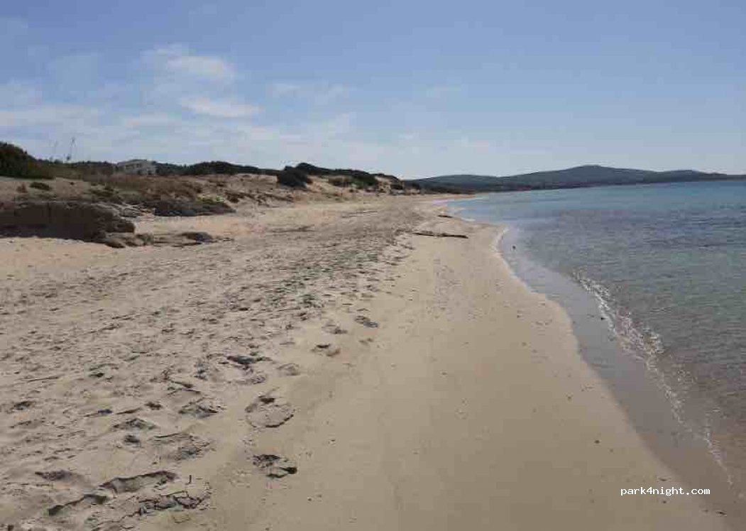 (35930) İzmir - Unnamed road — foto 2