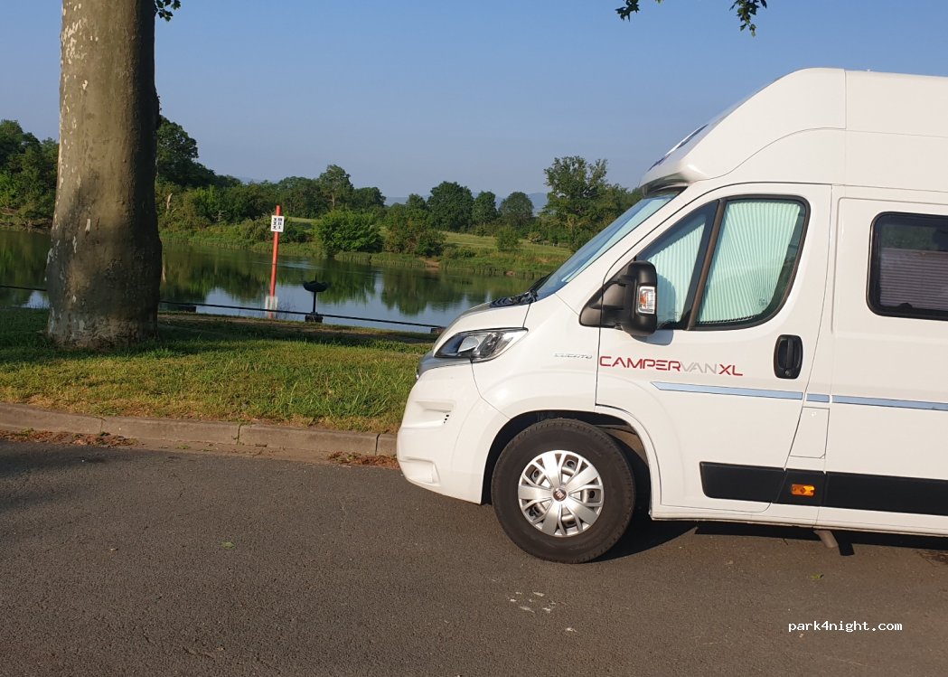 (01090) Montmerle-sur-Saône - 4 Quai Sud — foto
