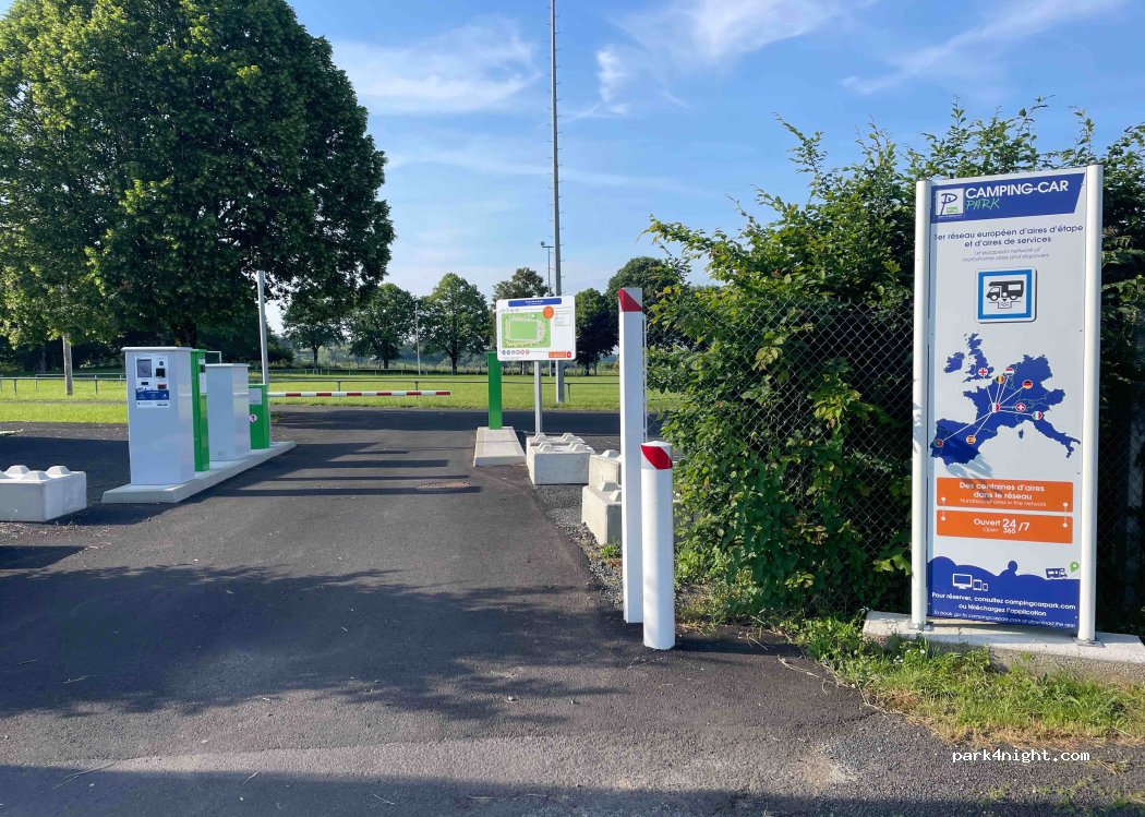 (15200) Mauriac - 5 Route des Crêtes — foto 4