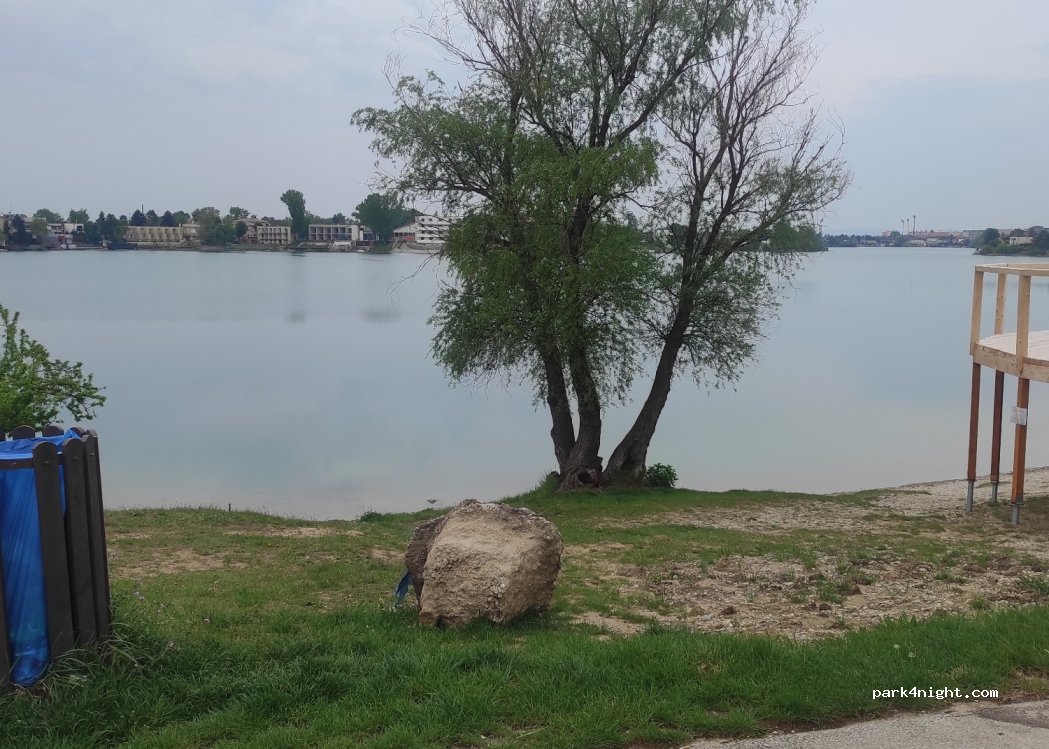 (903 01) Senec - Slnečné jazerá — foto 2