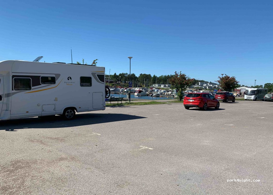 (613 35) Oxelösund - 8 Strandvägen — foto 2