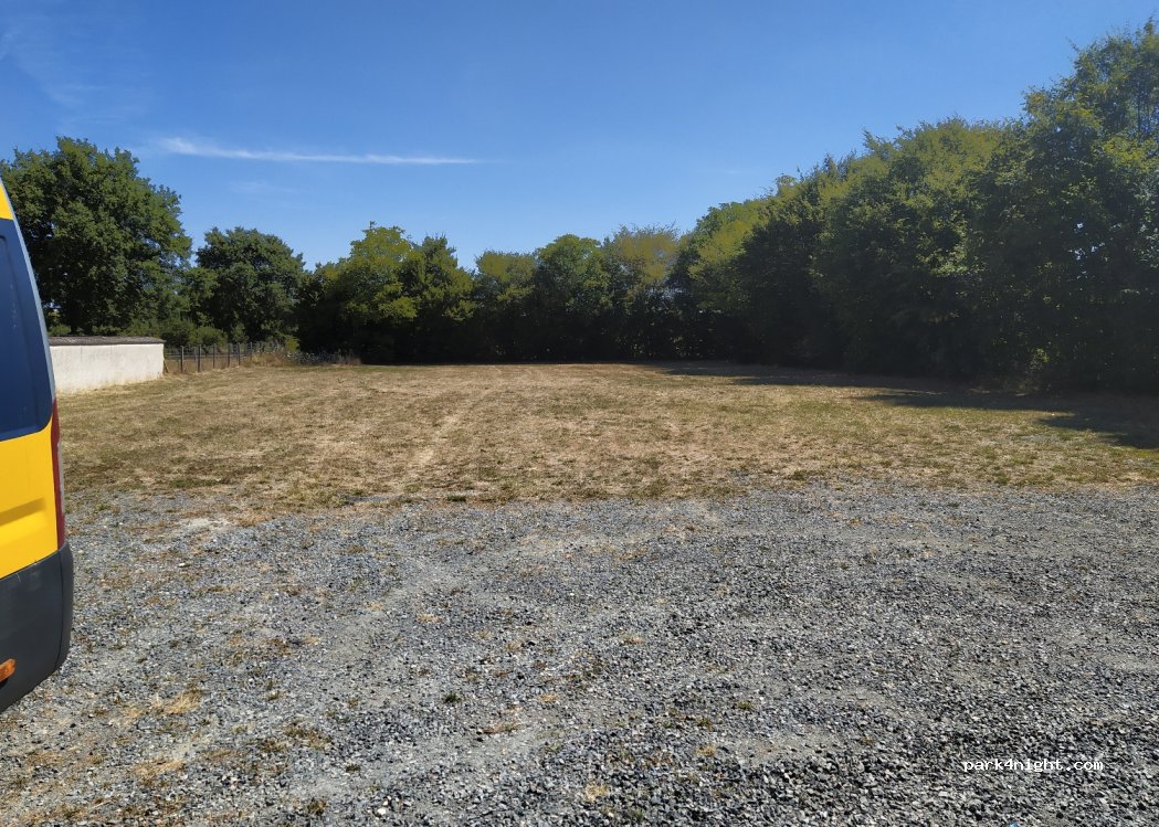 (37130) Bréhémont - 14 Rue des Déportés — foto 2