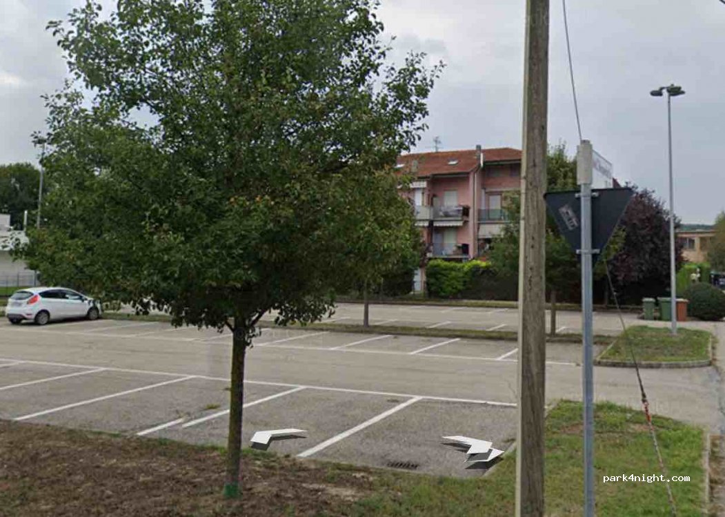 (12051) Alba - 18 Via dell'Acquedotto — foto