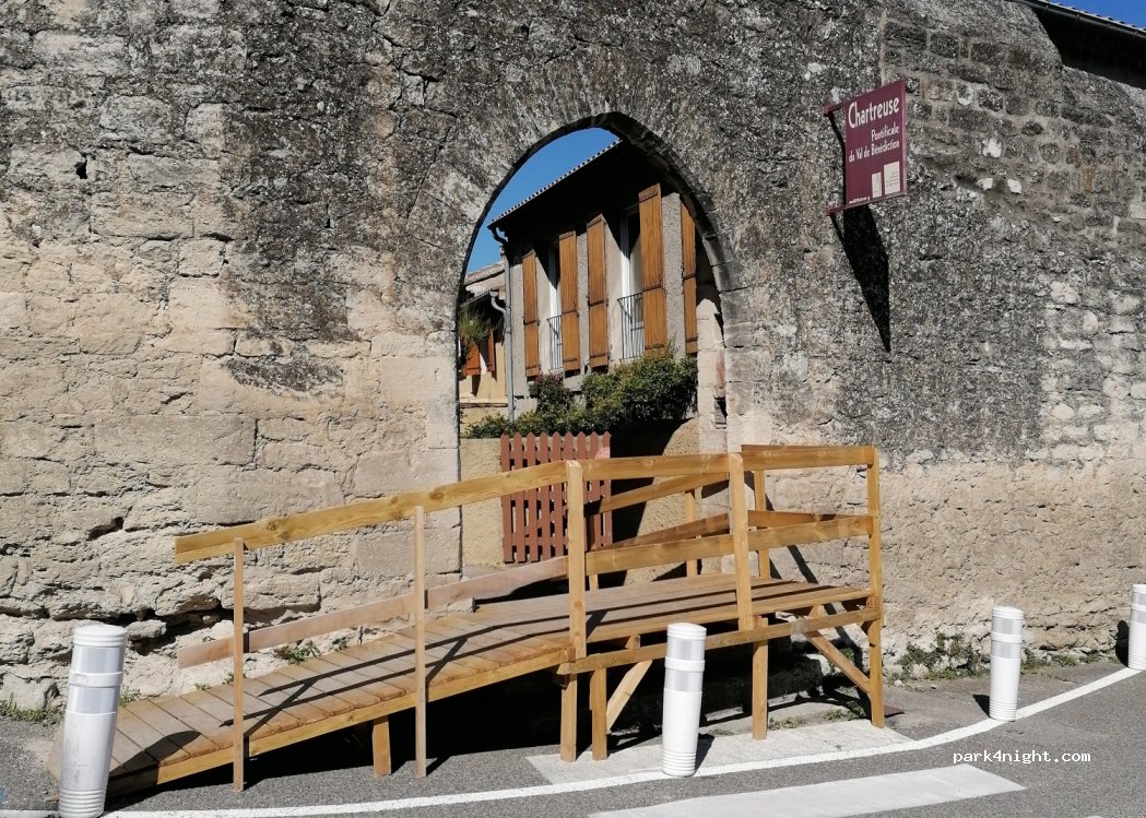 (30400) Villeneuve-lès-Avignon - 5 Clos des Cloitres — foto 3