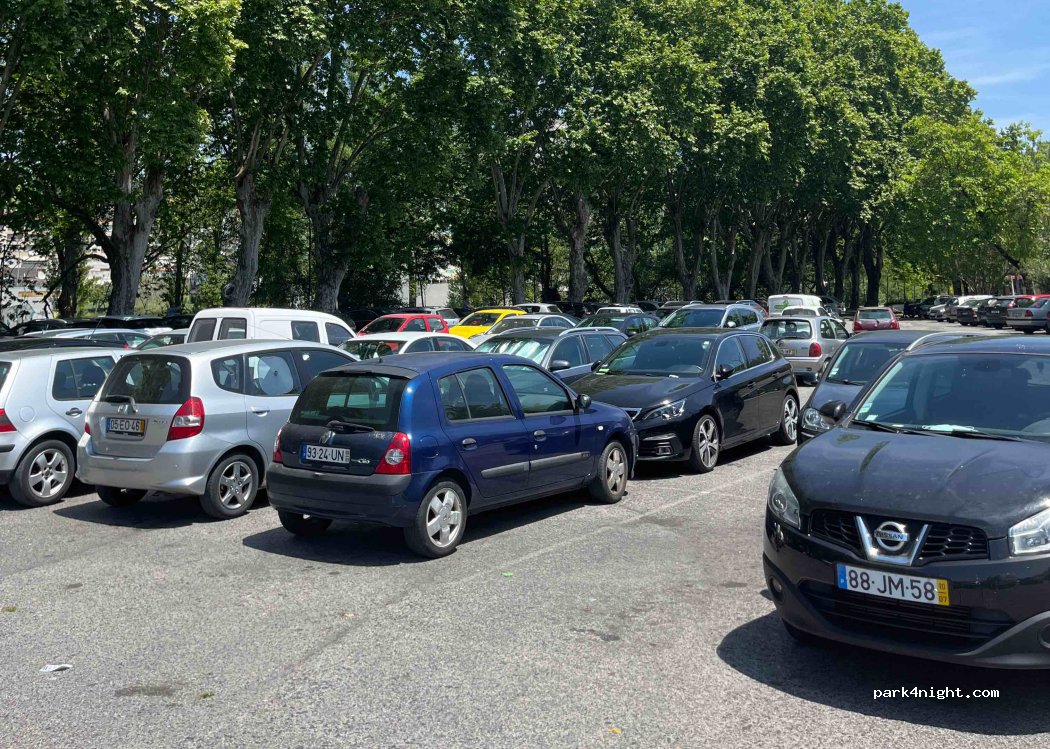 (2400-137) Leiria - Unnamed road — foto 2
