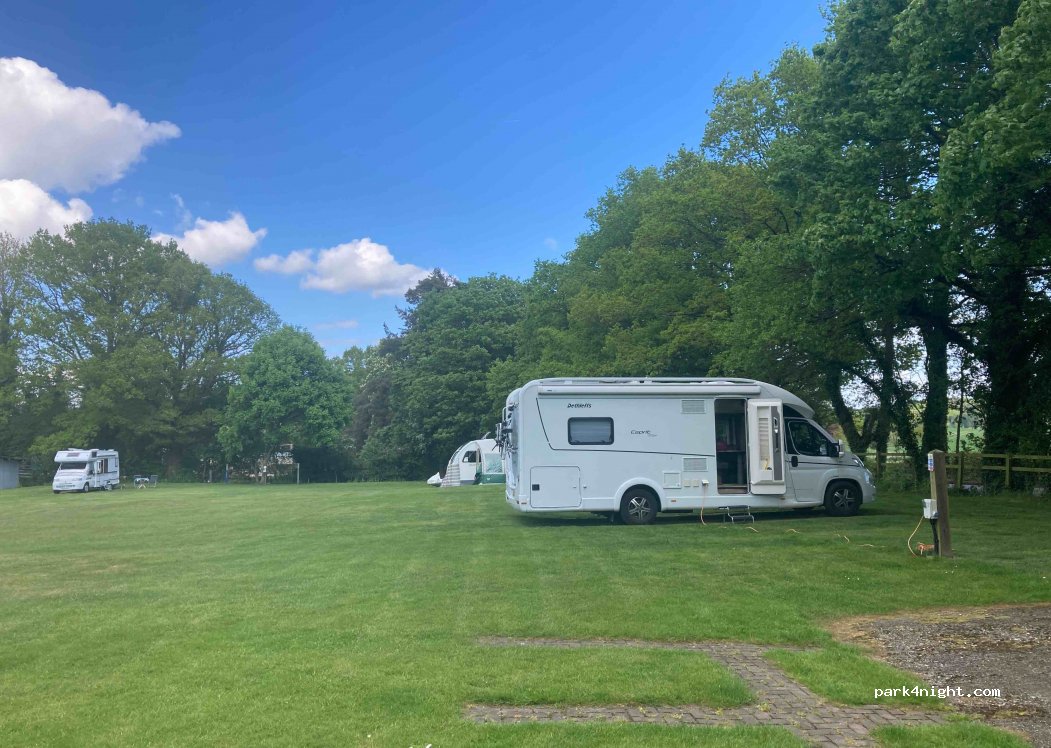 Rhodeside Cl, Caravan & Motorhome Club — foto