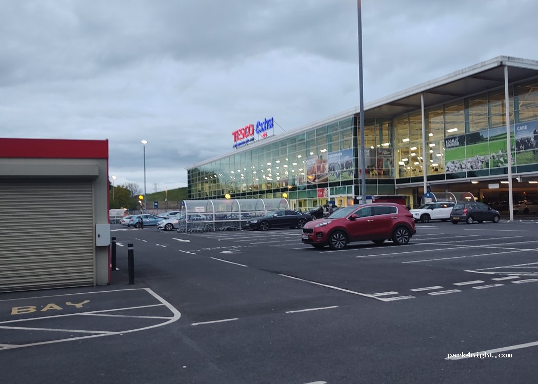 (BT8 6PZ) Belfast - Newtownbreda Road — foto