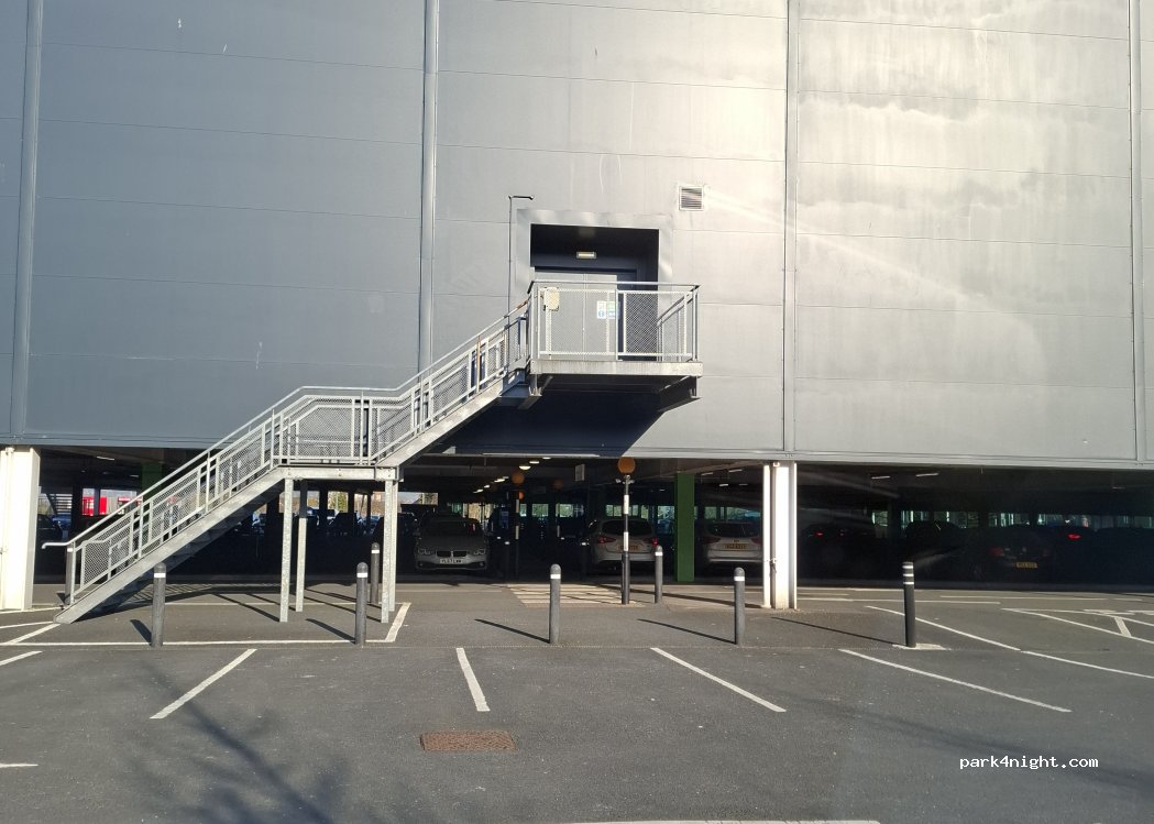 (BT8 6PZ) Belfast - Newtownbreda Road — foto 4