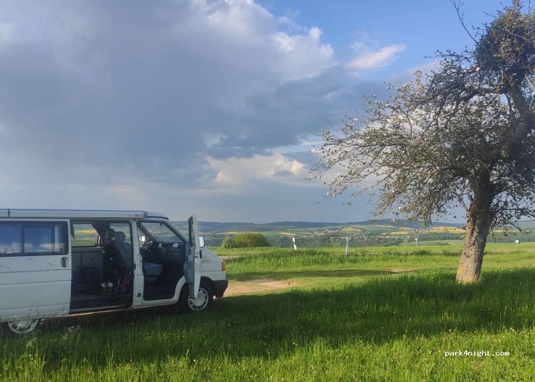(55430) Urbar - Unnamed Road — foto