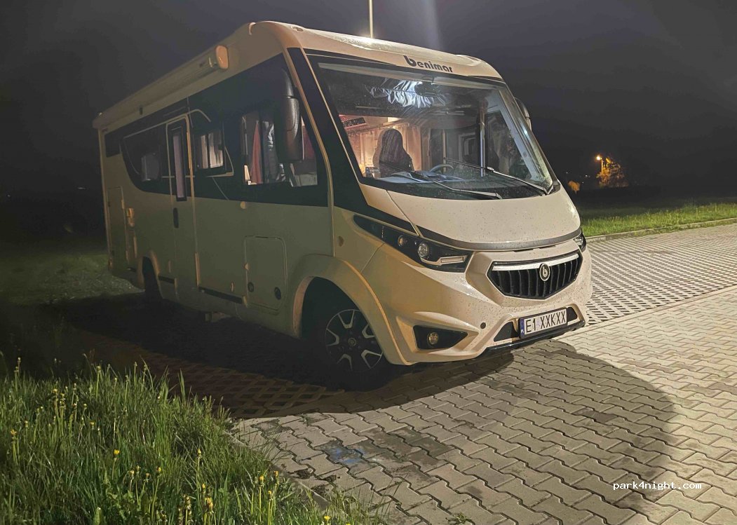 (43-376) Kalna - 181 Widokowa — foto