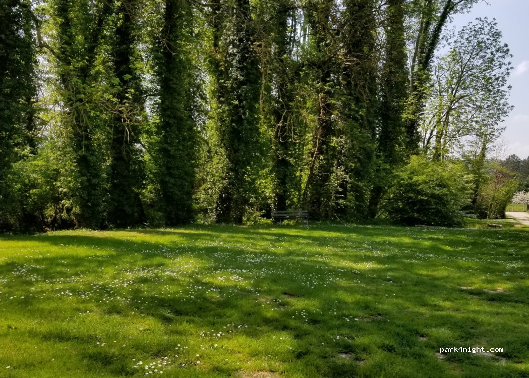 (10190) Chennegy - 1 Rue des Fontaines — foto