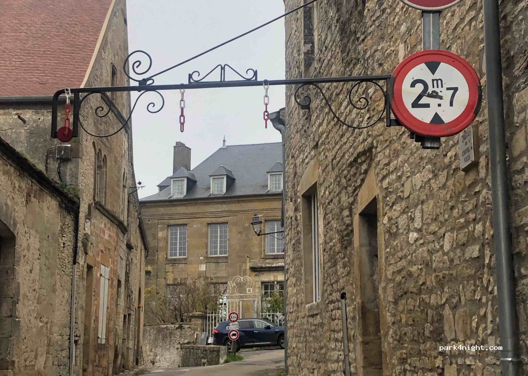 (89450) Vézelay - Rue du Chapitre — foto 4