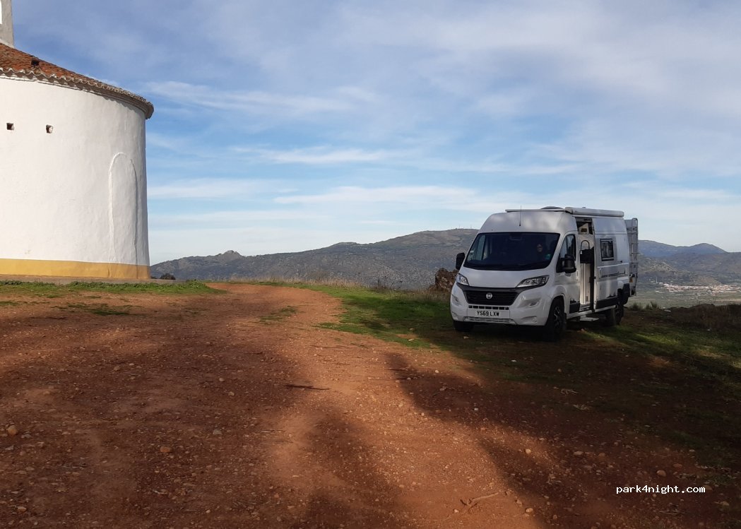(10160) Alcuéscar - Unnamed Road — foto 3