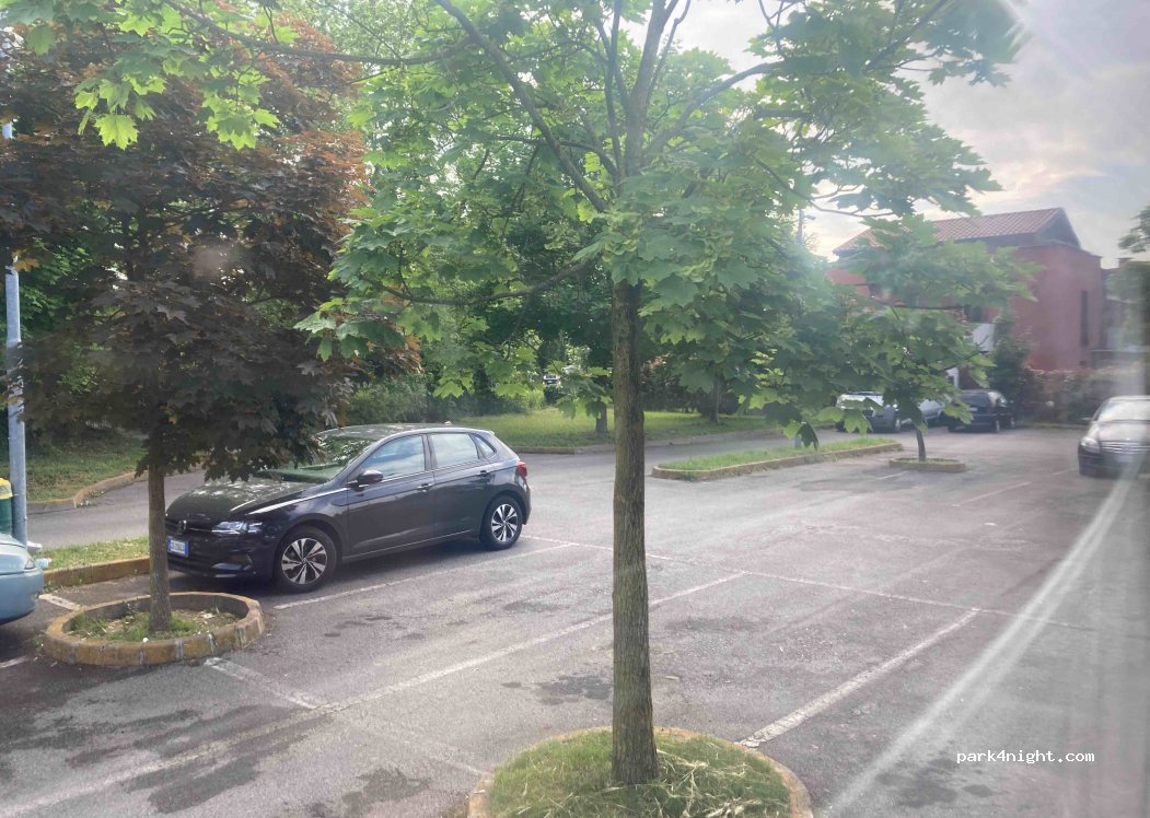 (24068) Seriate - 12 Via Basse — foto