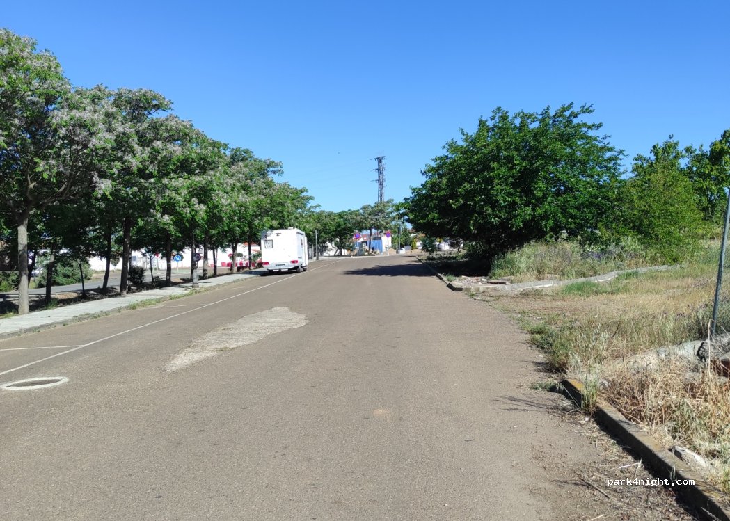 (06100) Olivenza - 87 Calle Francia — foto 4
