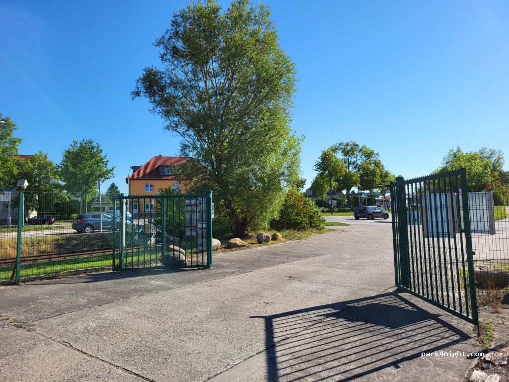 Wohnmobilstellplatz Stralsund — foto 4