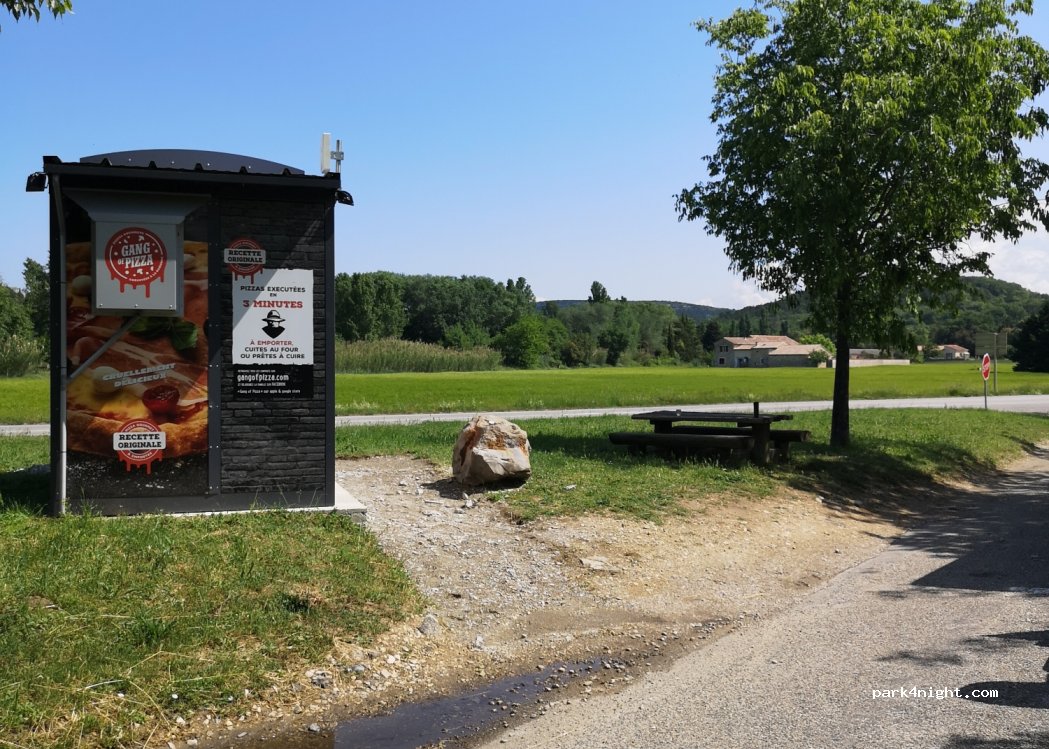 (26230) Valaurie - 346 Route de Montelimar — foto