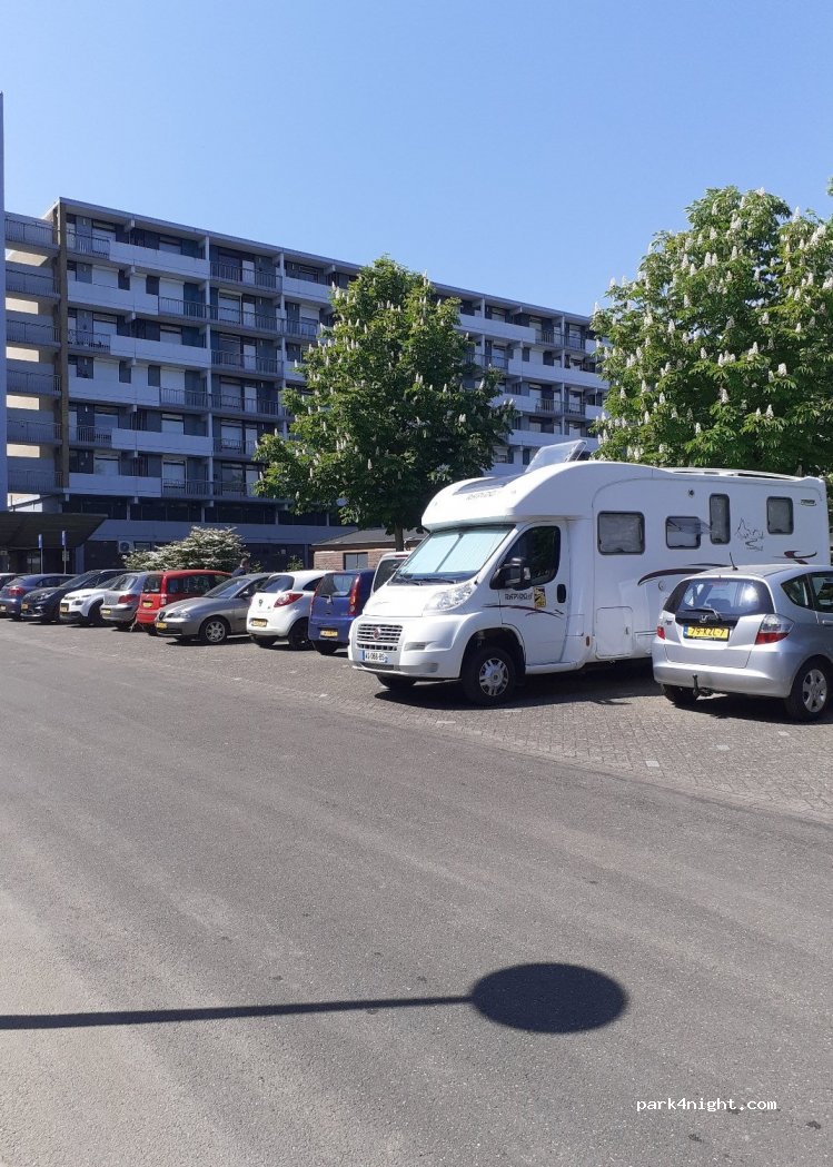 (6215 VK) Maastricht - 38 Minervahof — foto