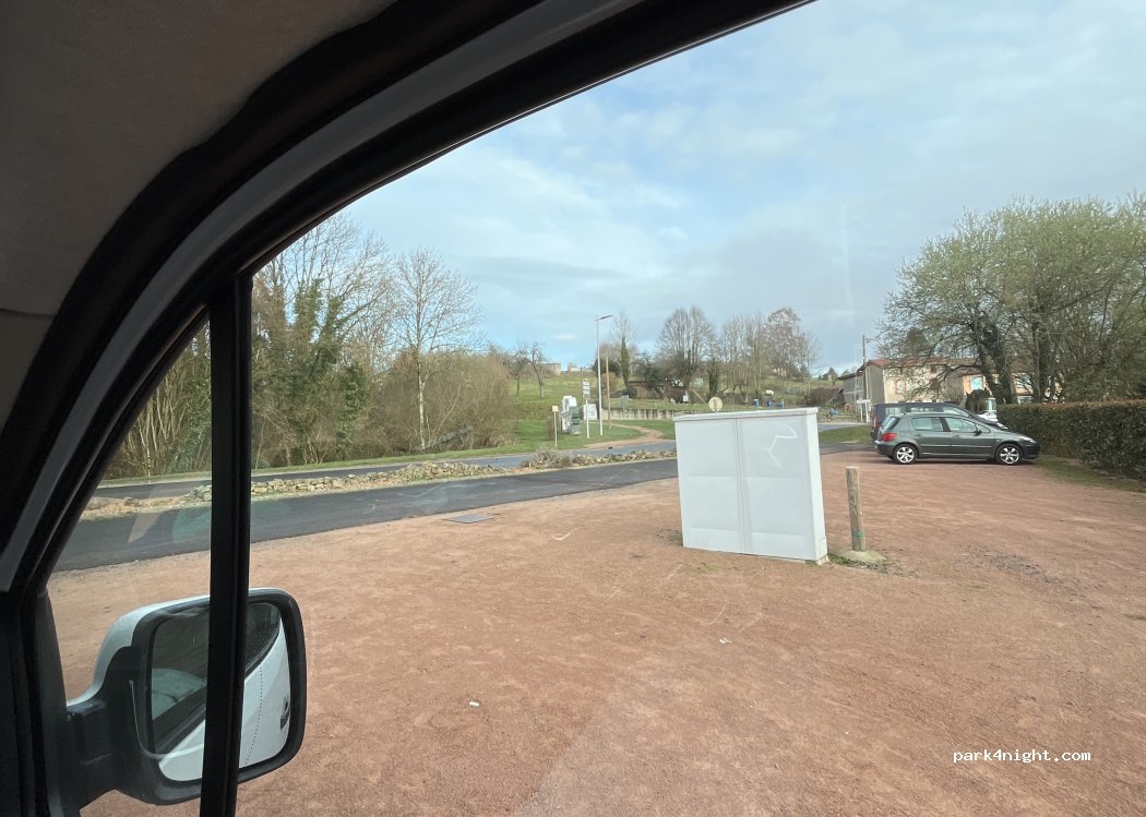 (63250) Celles-sur-Durolle - 2 Rue des Acacias — foto 4