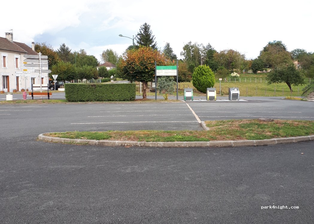 (24800) Saint-Jory-de-Chalais - 13 Route du Château d'Eau — foto 2