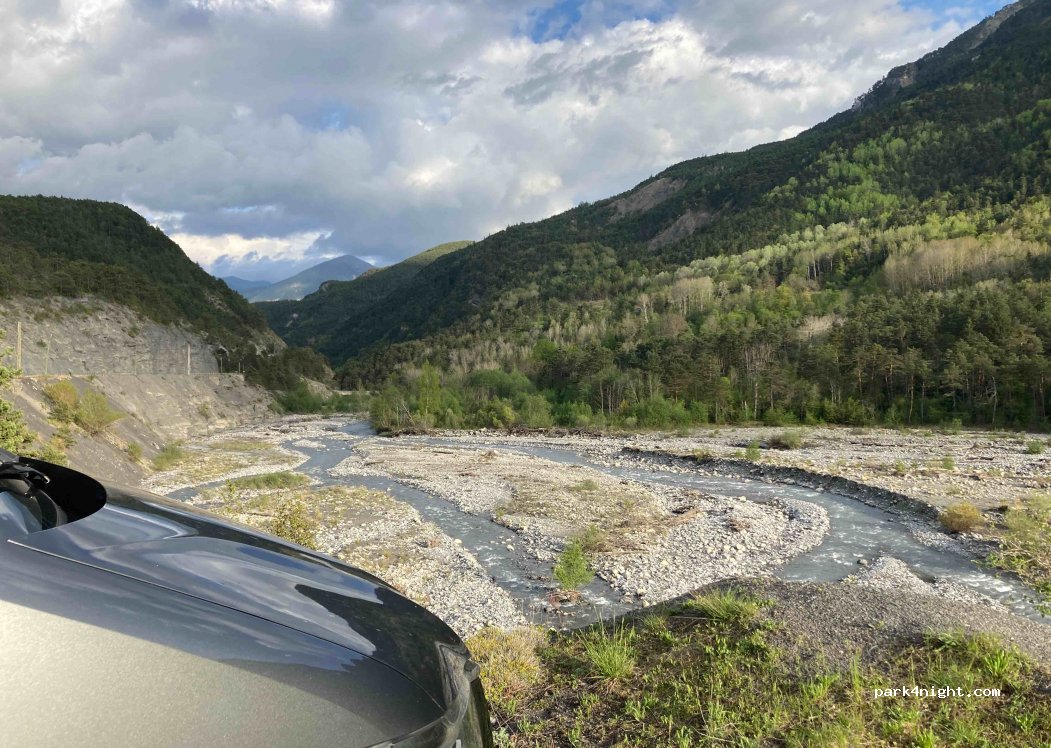 (06470) Villeneuve-d'Entraunes - — foto