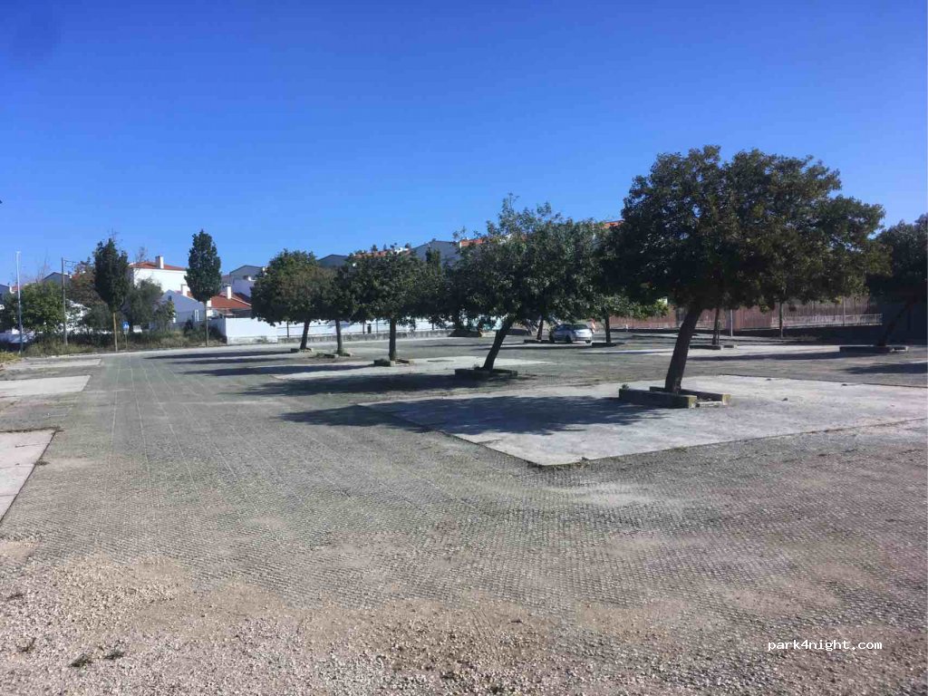 (2645-270) Alcabideche - Rua P.Nunes-Feira N. — foto 2