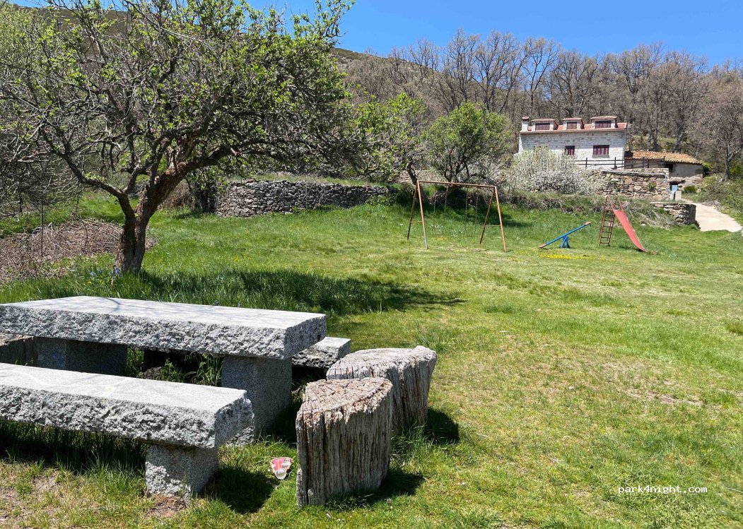 (05691) Solana de Ávila - 1 Calle Chinarral — foto