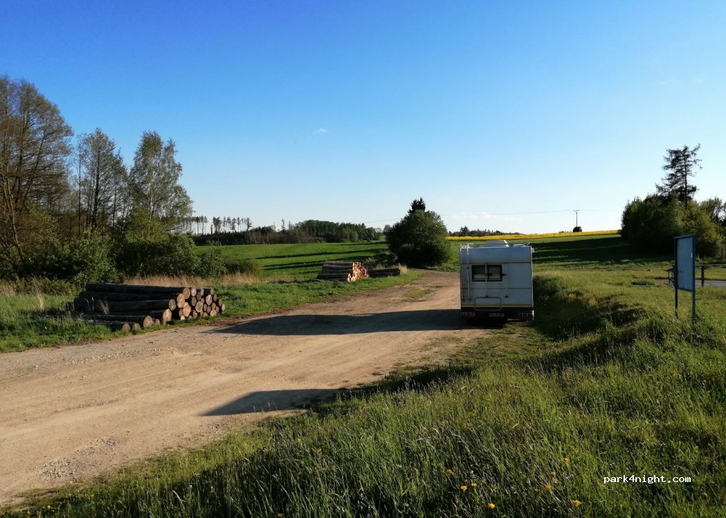 (675 27) Štěměchy - — foto