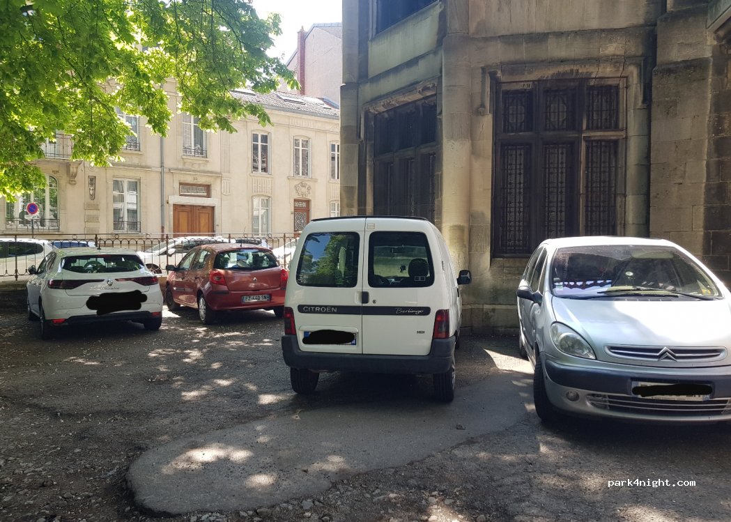 (54000) Nancy - 15 Rue Lionnois — foto