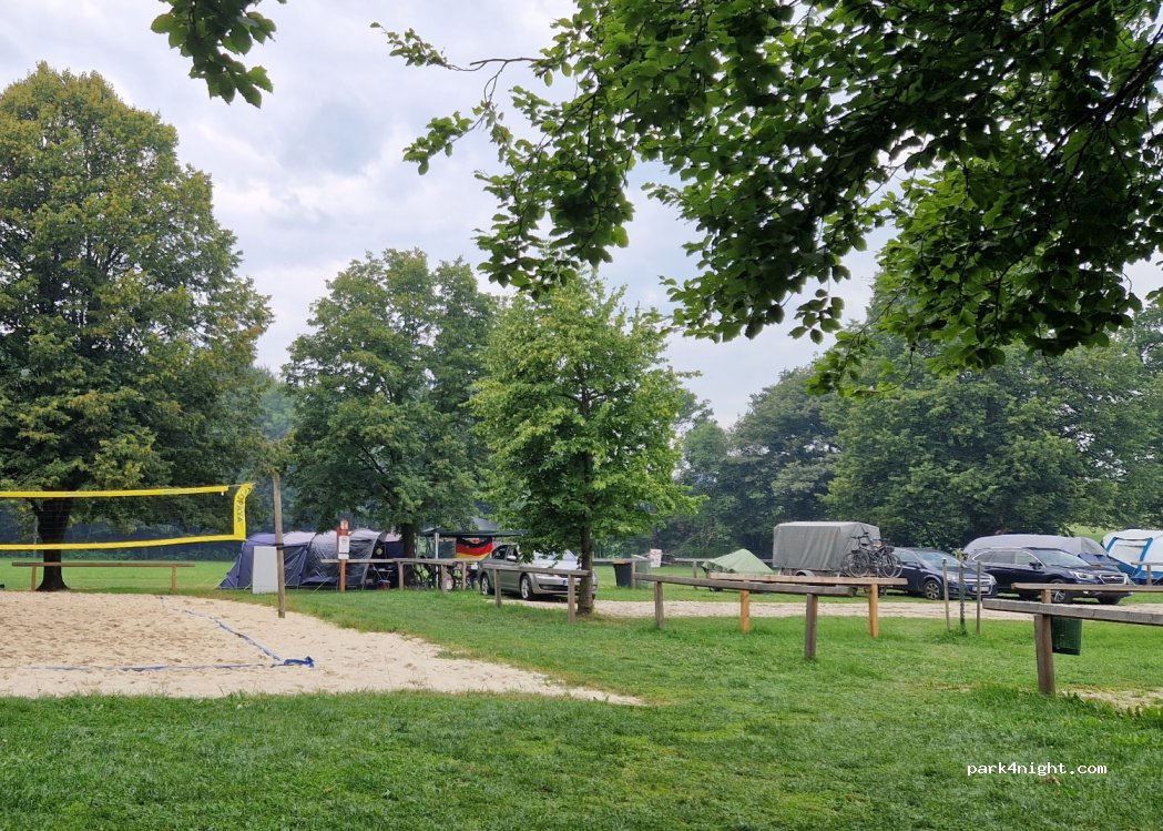 Bade- und Campingplatz Perwang am Grabensee — foto 3
