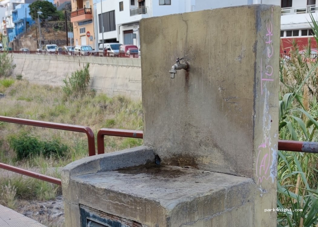 (38180) Santa Cruz de Tenerife - 11 Calle Déniz — foto