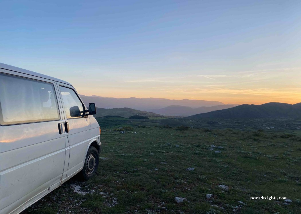 (67050) Massa D'albe - Unnamed Road — foto