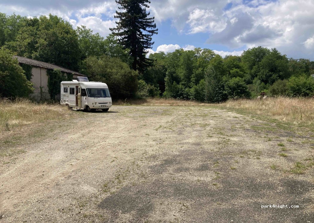 (33430) Bernos-Beaulac - 6 Chemin de Tierrouge — foto