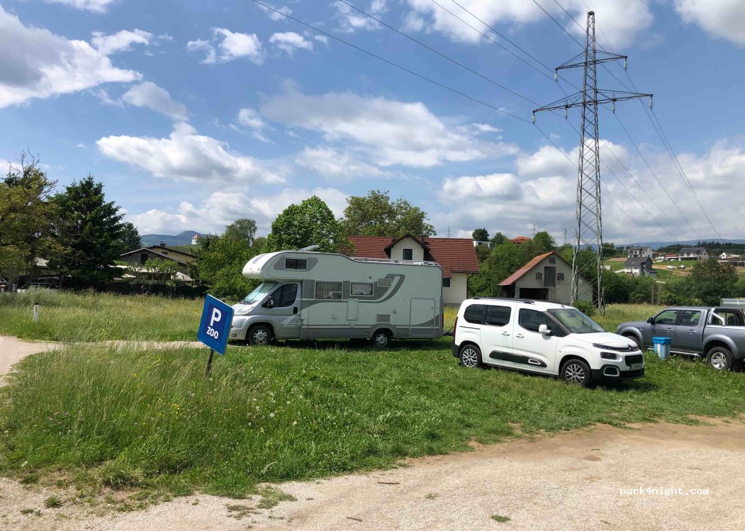 (3210) Slovenske Konjice - 5 Ob potoku — foto