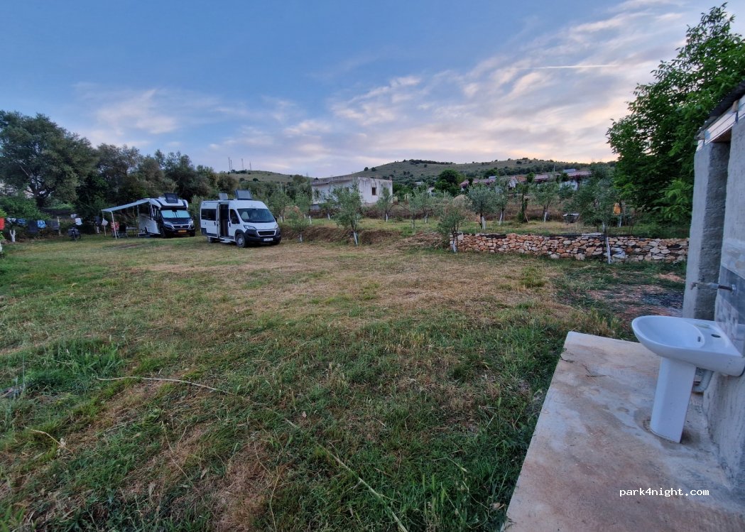 Oni Campsite — foto 3