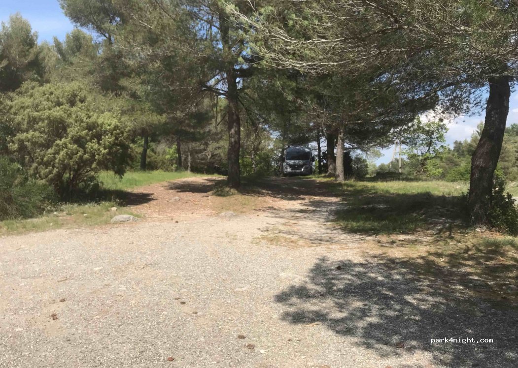 (83640) Plan-d'Aups-Sainte-Baume - D2 — foto 2