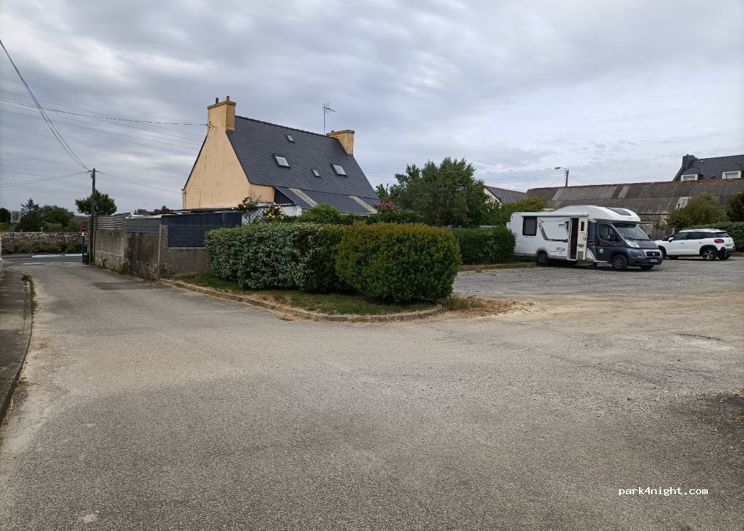 (29570) Camaret-sur-Mer - 14 Rue du Chanoine Bossennec — foto 2